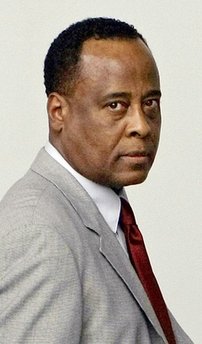 Jackson doc seeks dismissal of wrongful death case
