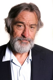 De Niro turns to 'Stone,' 'Fockers' in busy season