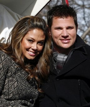 Nick Lachey and Vanessa Minnillo are engaged