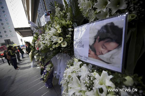 Fans commemorate 8th anniversary of Leslie Cheung's death
