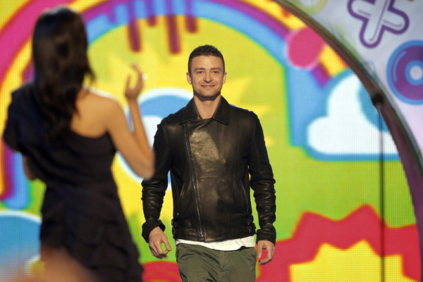 2011 Nickelodeon Kids Choice Awards in Los Angeles