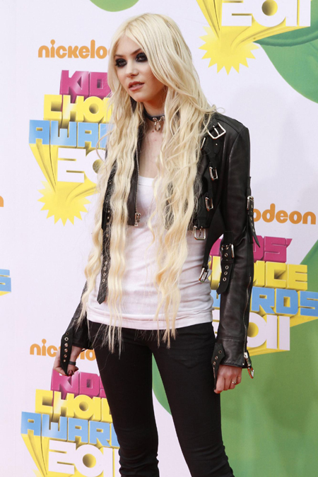2011 Nickelodeon Kids Choice Awards in Los Angeles