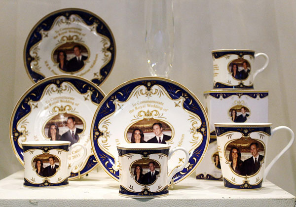 Royal wedding souvenirs hit the market