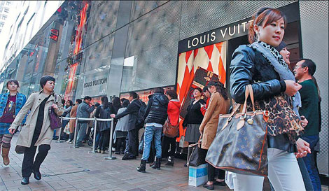 Entering Douyin and Shanghai show, Louis Vuitton accelerates its deployment  in the Chinese market – Topfashion