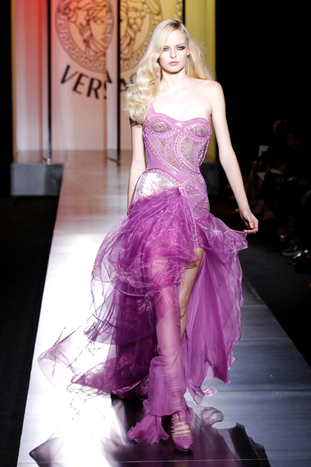 Versace F/W 2012-2013 fashion show[1]|chinadaily.com.cn