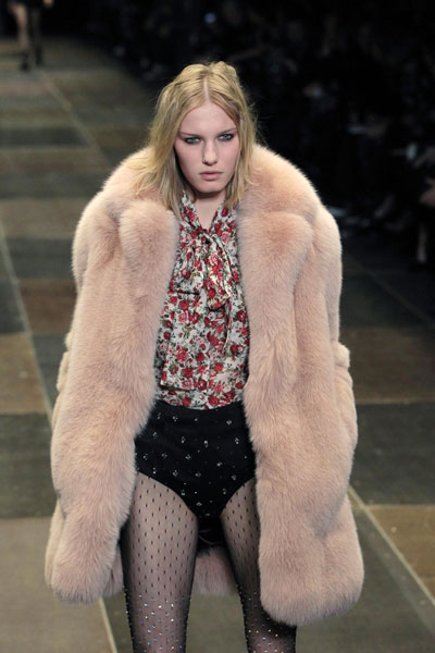 Saint Laurent goes grunge for winter[1]|chinadaily.com.cn
