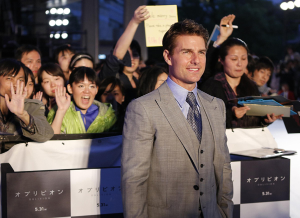 'Oblivion' premieres in Tokyo