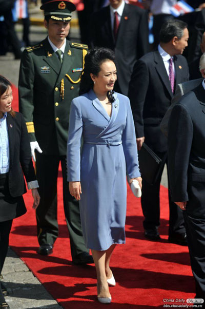 China's first lady shines on LatAm trip