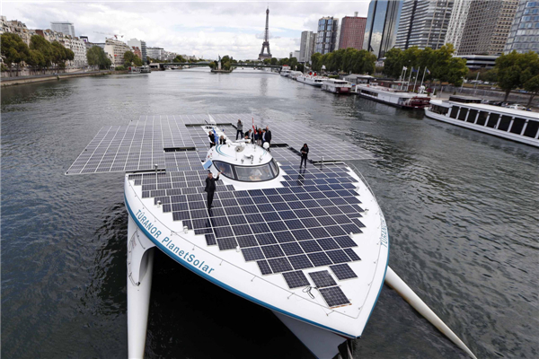 worlds largest solar-powered boat