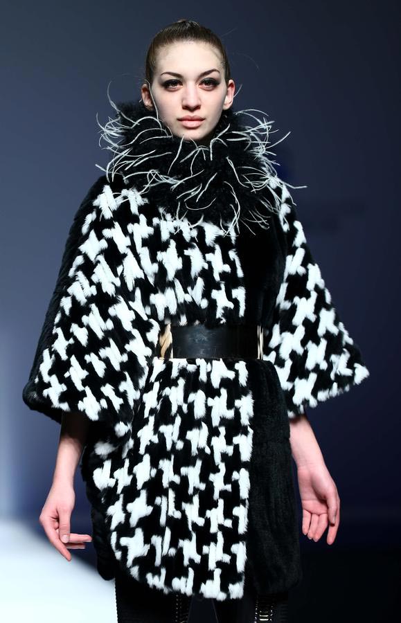 Fur Fashion Show held during China Fashion Week[3]- Chinadaily.com.cn