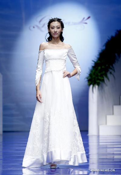 Wedding gowns presented at China Fashion Week