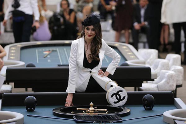 Chanel takes fashionistas to the casino at Haute Couture show