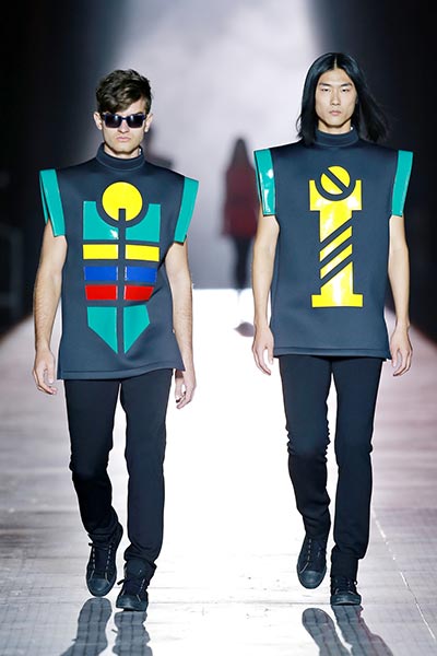 Young designers bring Cardin show to Beijing