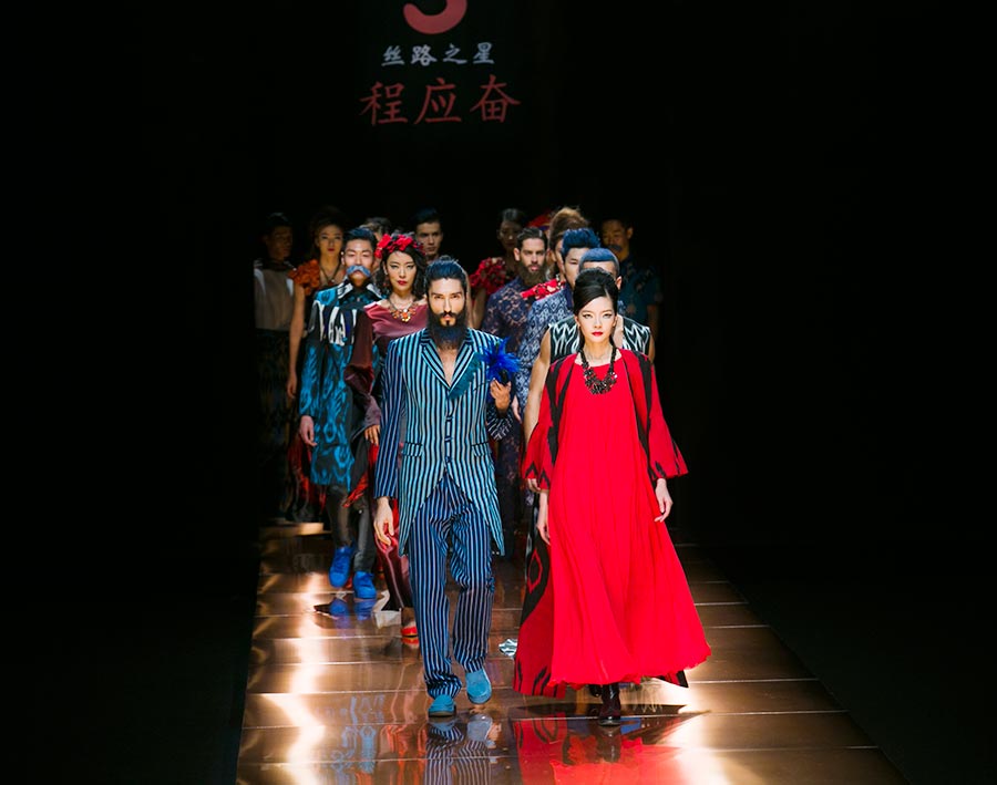 Cheng Yingfen adds modern taste to traditional Atlas silk