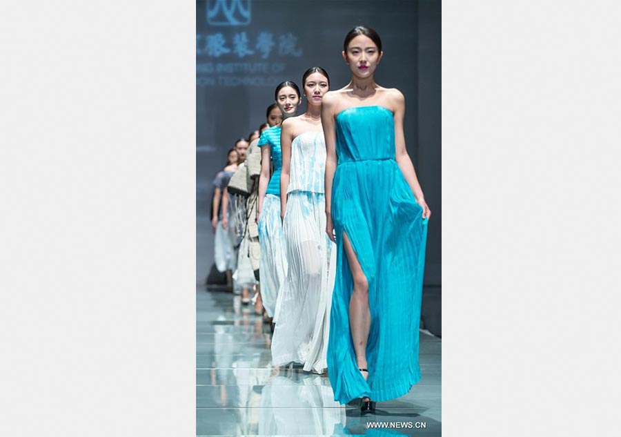 Students' creation staged at fashion show in Beijing