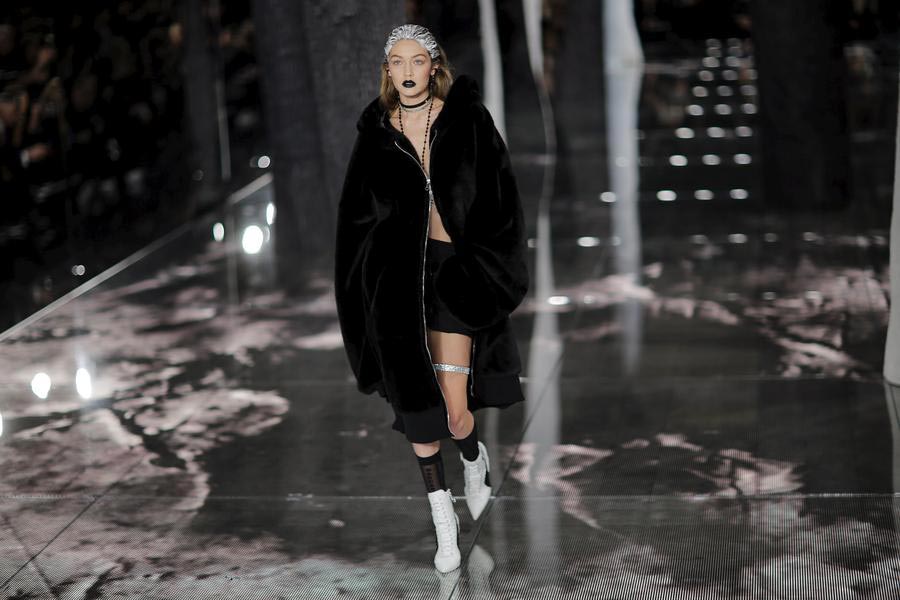 NYFW: Fenty PUMA by Rihanna Fall/Winter 2016