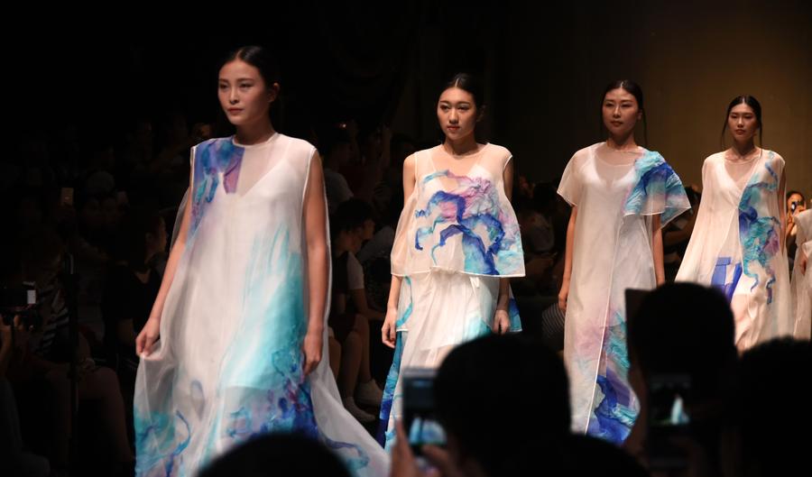 Highlights of 2016 Guangdong Fashion Week