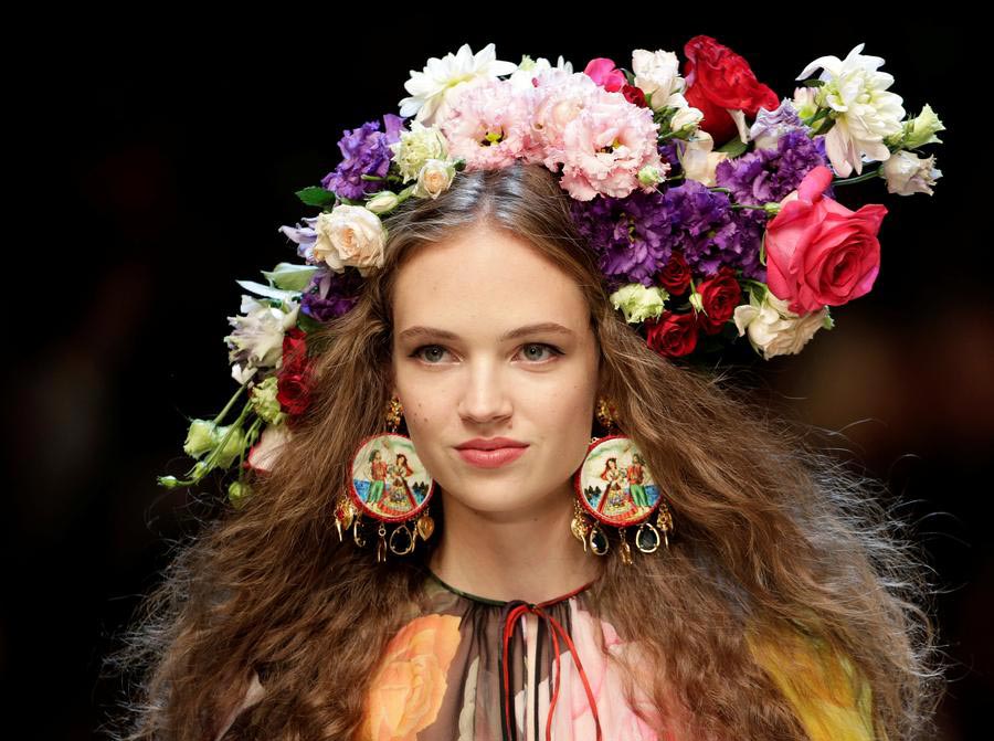 Milan Fashion Week: Dolce & Gabbana Spring/Summer 2017