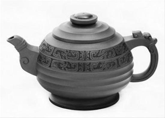 The art of purple clay teapot