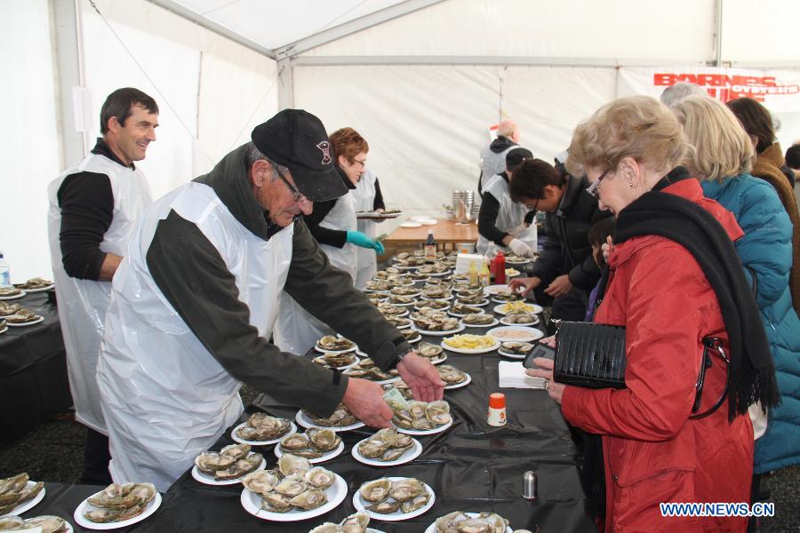 Oysters draw thousands to Bluff, New Zealand