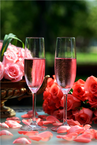 Wine and rose deals