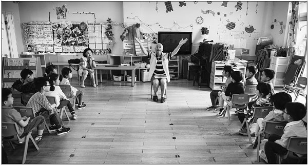 CHILDREN MAKE EARLY START AT LEARNING ENGLISH