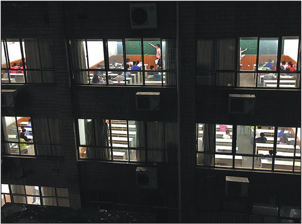 After-school tuition fills downtime for students