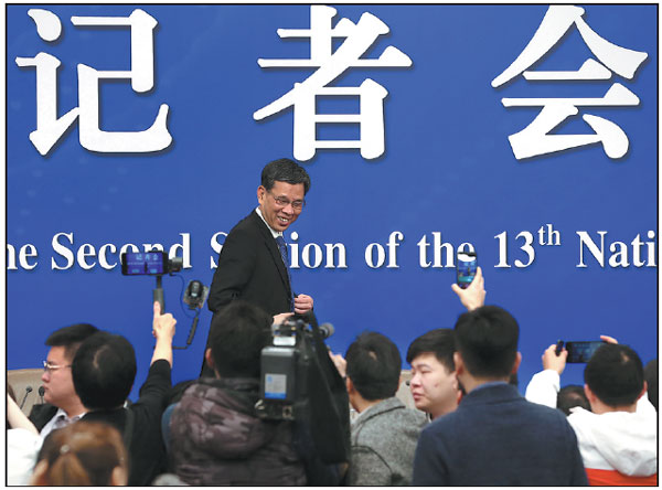 Fiscal policy targets tax, fee reductions