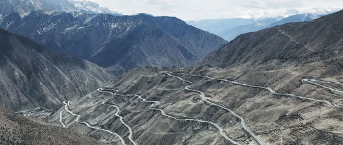 Troops save lives on 'roof of the world'