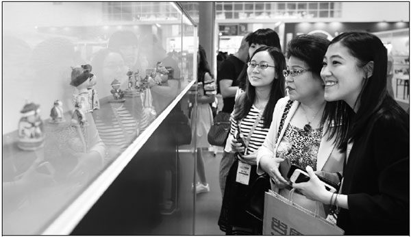 Innovation makes souvenirs profitable