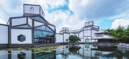 HOW I. M. PEI EMBRACED PAST AND PRESENT