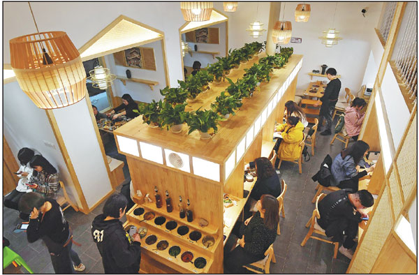 Diners developing a taste for table-for-one trend
