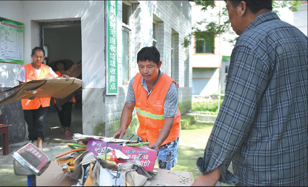 Government mulls ways to promote waste-sorting agenda