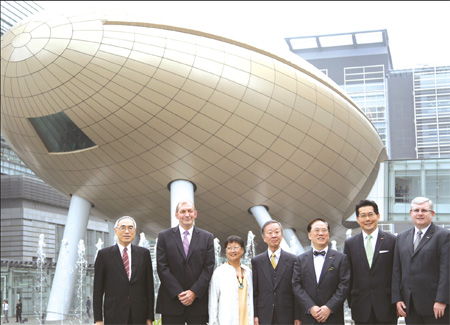 Father of fiber optics honored in HK Science Park ceremony