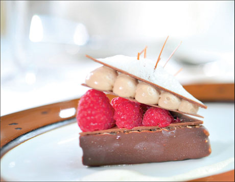 Macaroons made with Chinese almonds: A delightful dessert