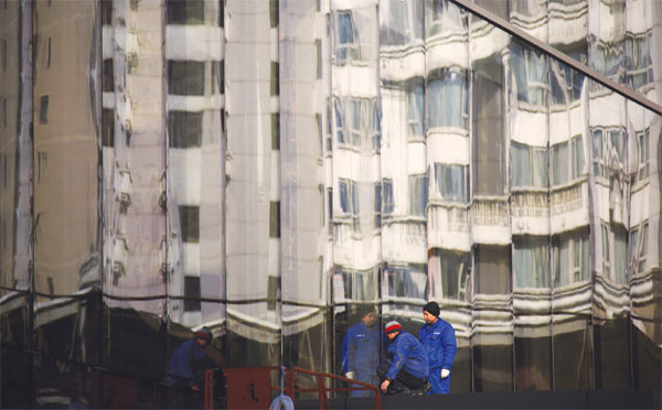 Stock jackpots turn Beijing homes red hot
