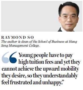 Government should do more to help associate degree students