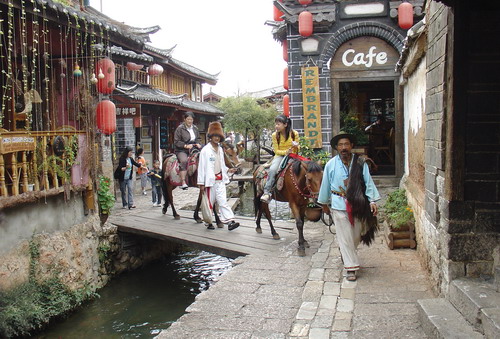 Tea and horse road