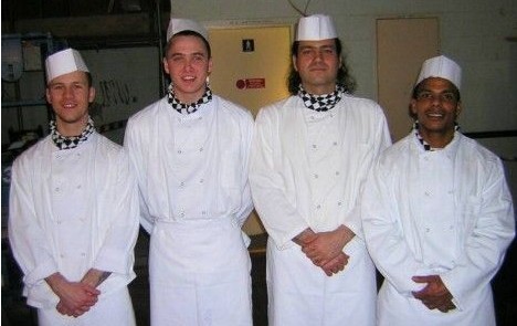 英国监狱开高级餐厅 厨师服务员均为囚犯