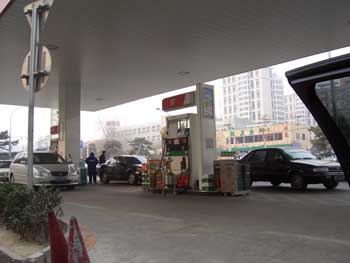 国内数一数二大品牌加油机连曝改程偷油丑闻