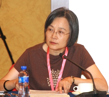 李薇