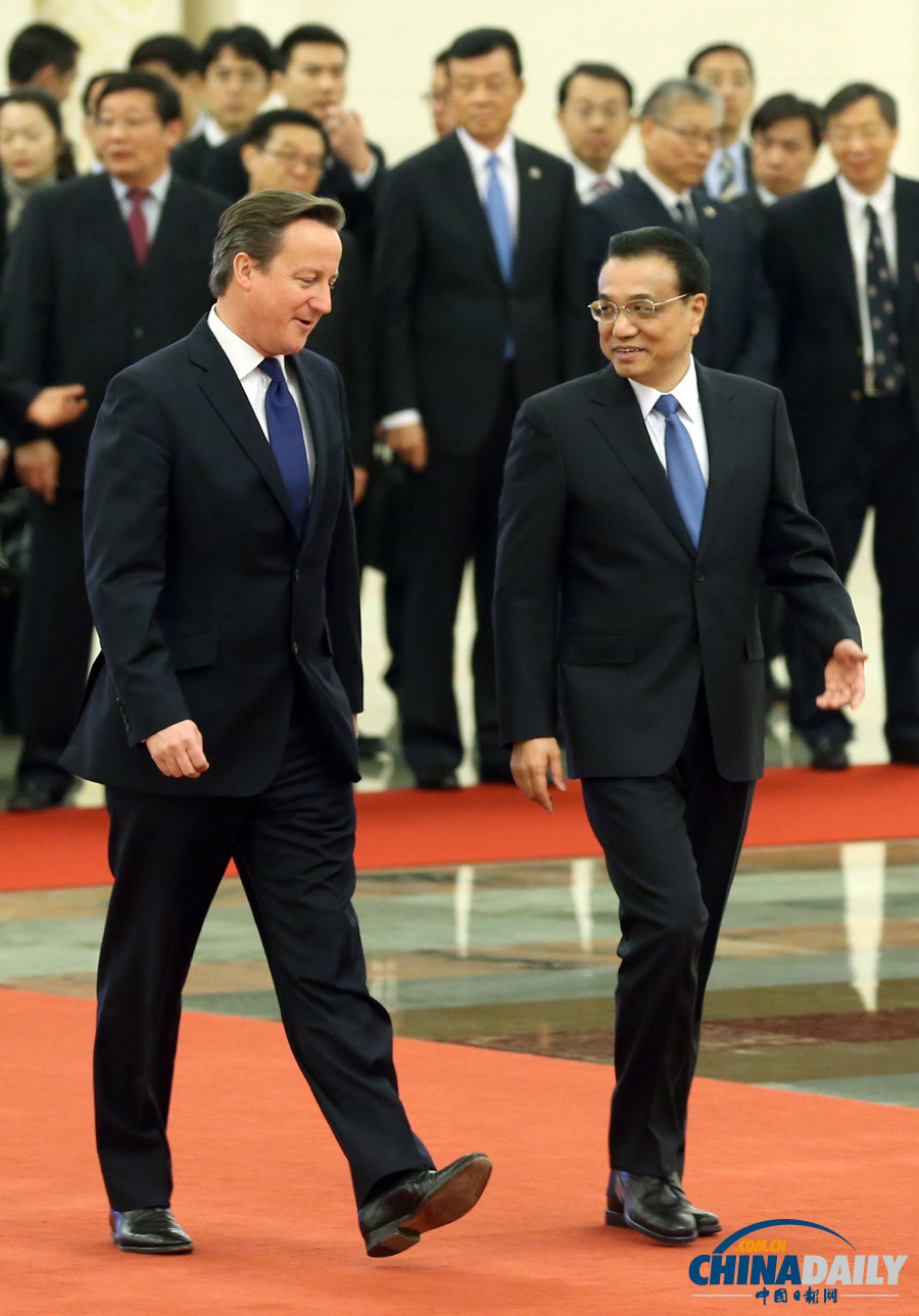 李克强举行仪式欢迎英国首相卡梅伦访华