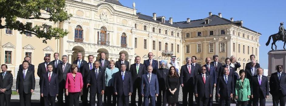 g20峰会与会者在康斯坦丁宫前合影留念