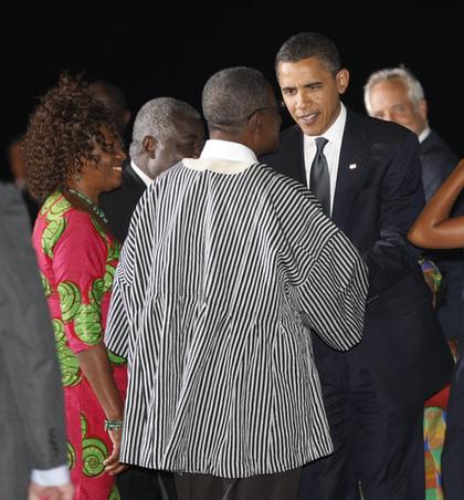 奥巴马访问加纳受追捧 不去“老家”肯尼亚惹质疑