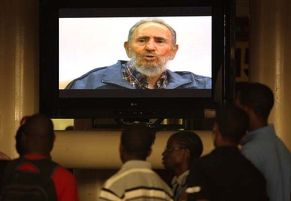 卡斯特罗罕见电视露面 警告称西方或引爆核战争