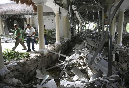 墨西哥坎昆一酒店发生爆炸 致24人死伤半数为加拿大人