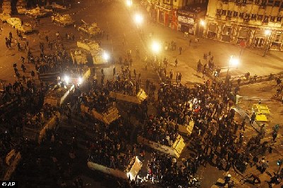 穆巴拉克30年来首次任命副总统 开罗上千囚犯越狱