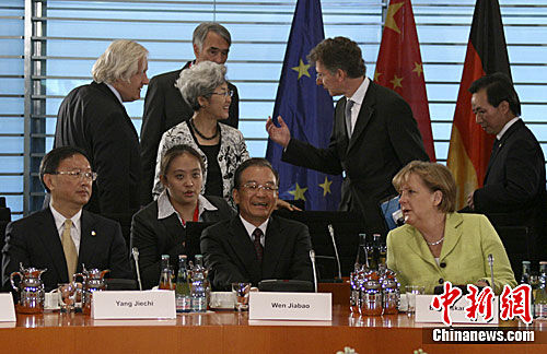 默克尔:德国将促使欧盟承认中国市场经济地位