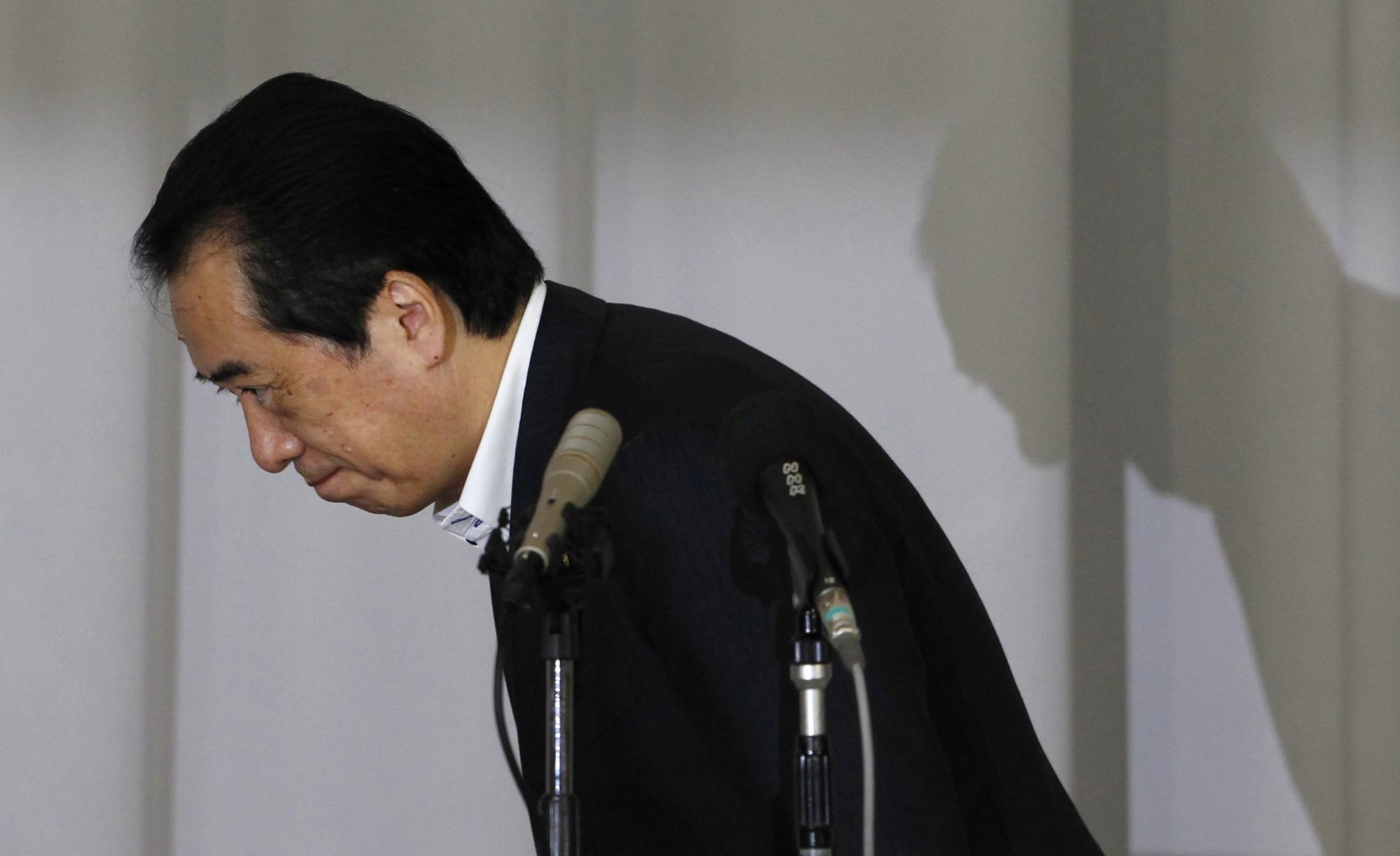 苦撑一年三个月 “拖延首相”菅直人正式辞职