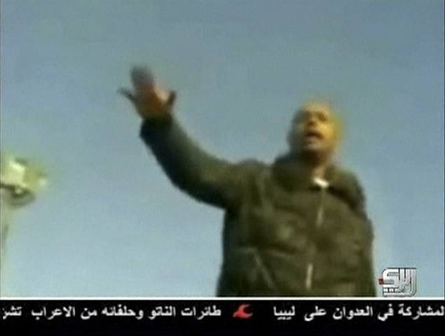 卡扎菲次子现身荧屏呼吁抵抗 执政当局武装合作不力拖累战局